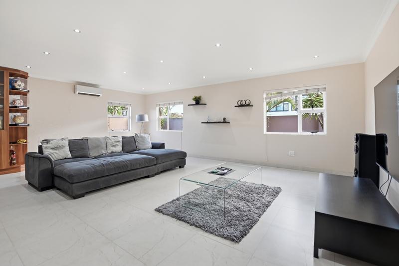 5 Bedroom Property for Sale in Parklands Western Cape